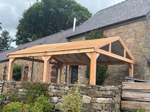 Wooden hot tub - tub, shelter